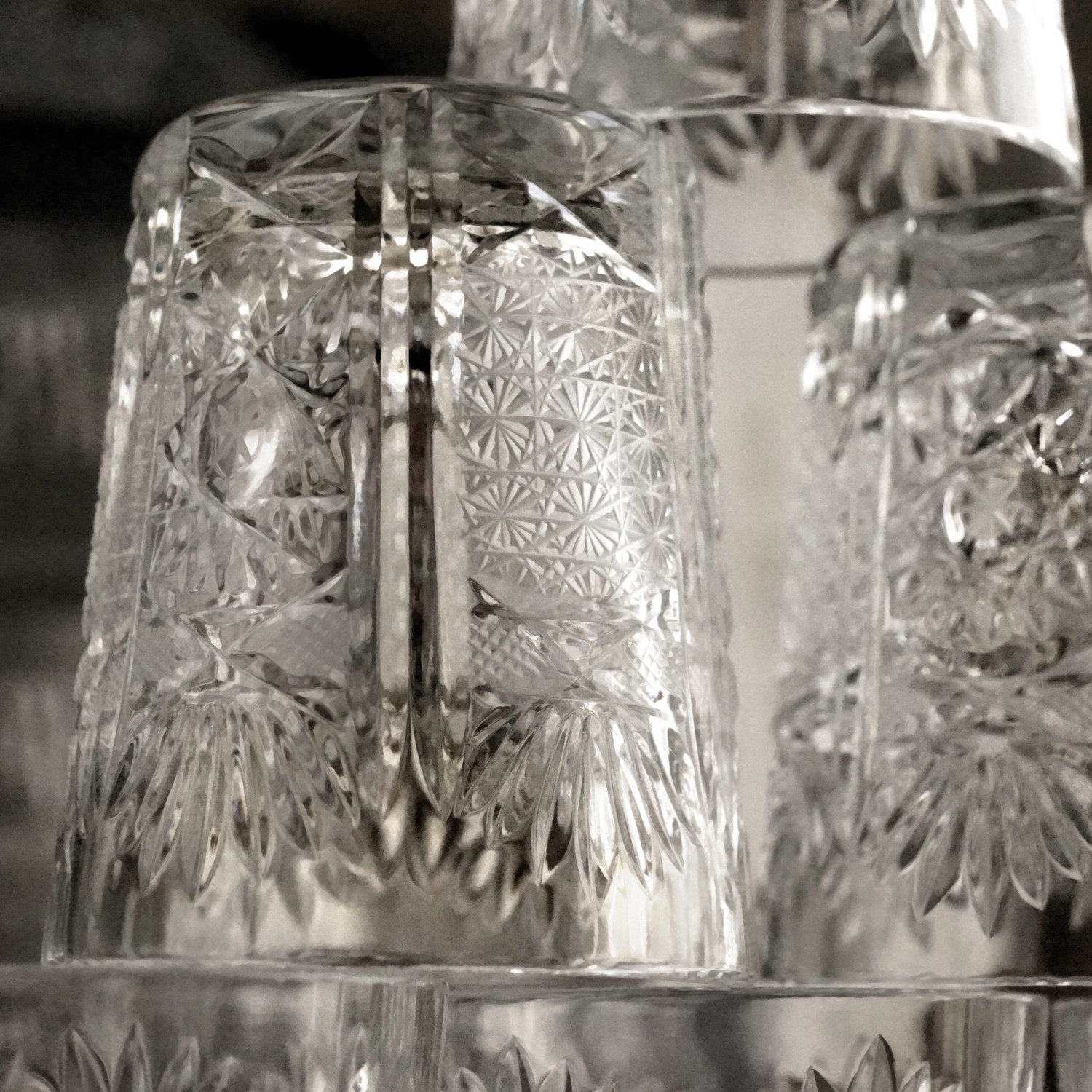 Bleikristall Becher Whisky Schnaps Gläser geschliffen Wassergläser vitrinengepflegt