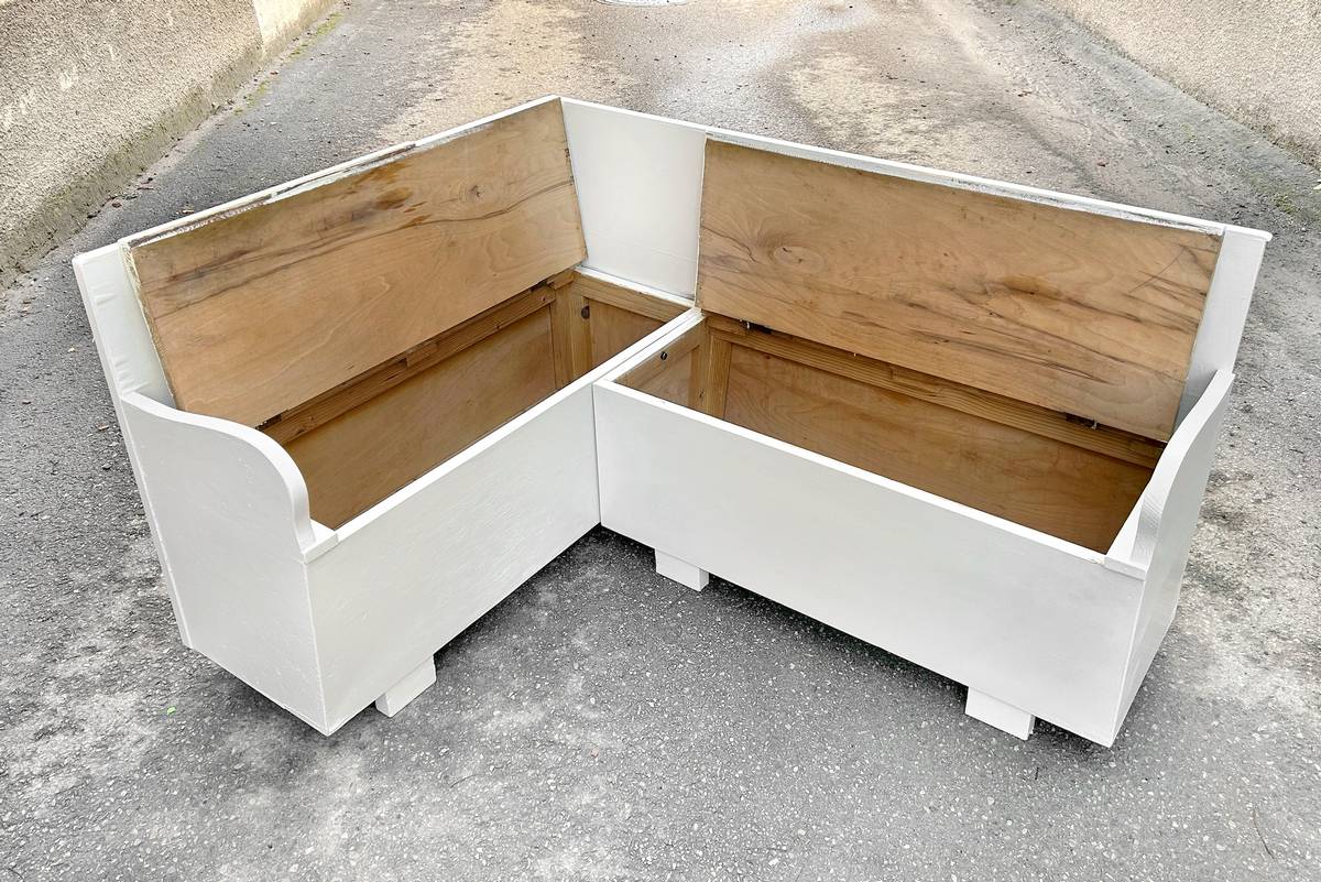 Kuechentruhensitzbank