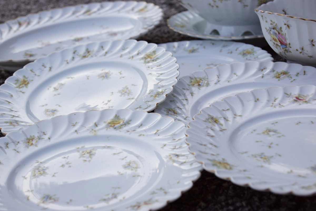 antikes Porzellan Komplettset blümchen gold eckig antikes Geschirr Shabby chic Vintage Jugendstil Teller Terrinne Sauciere