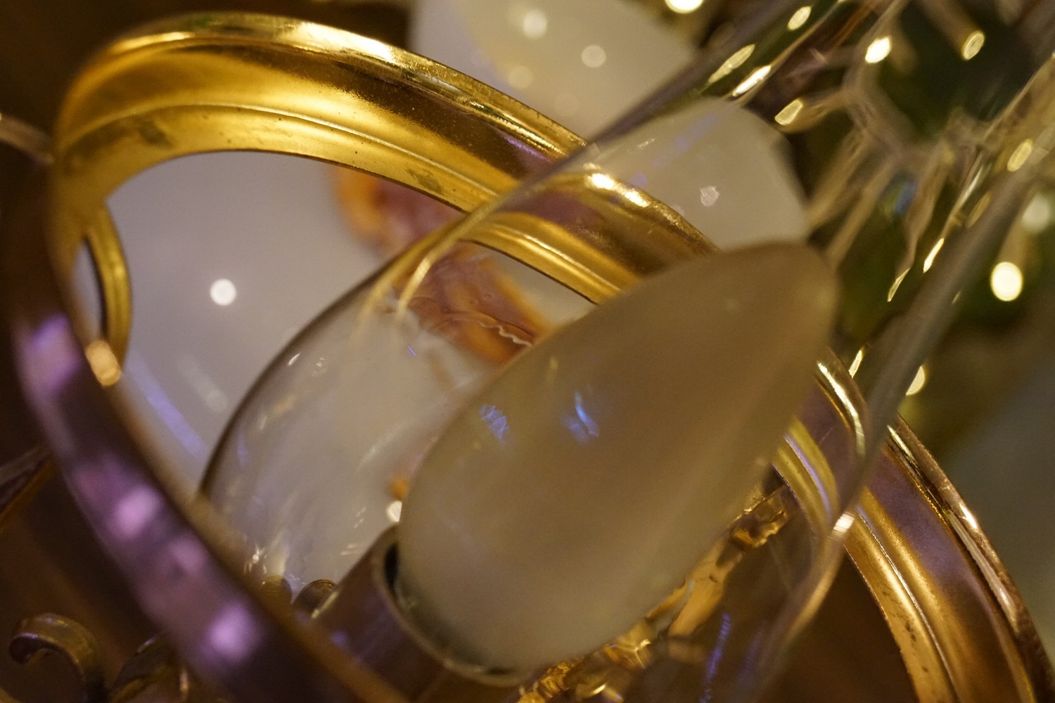 Petroleumlampe elektrisch Messing Glas Schreibtischlampe Glastrichter