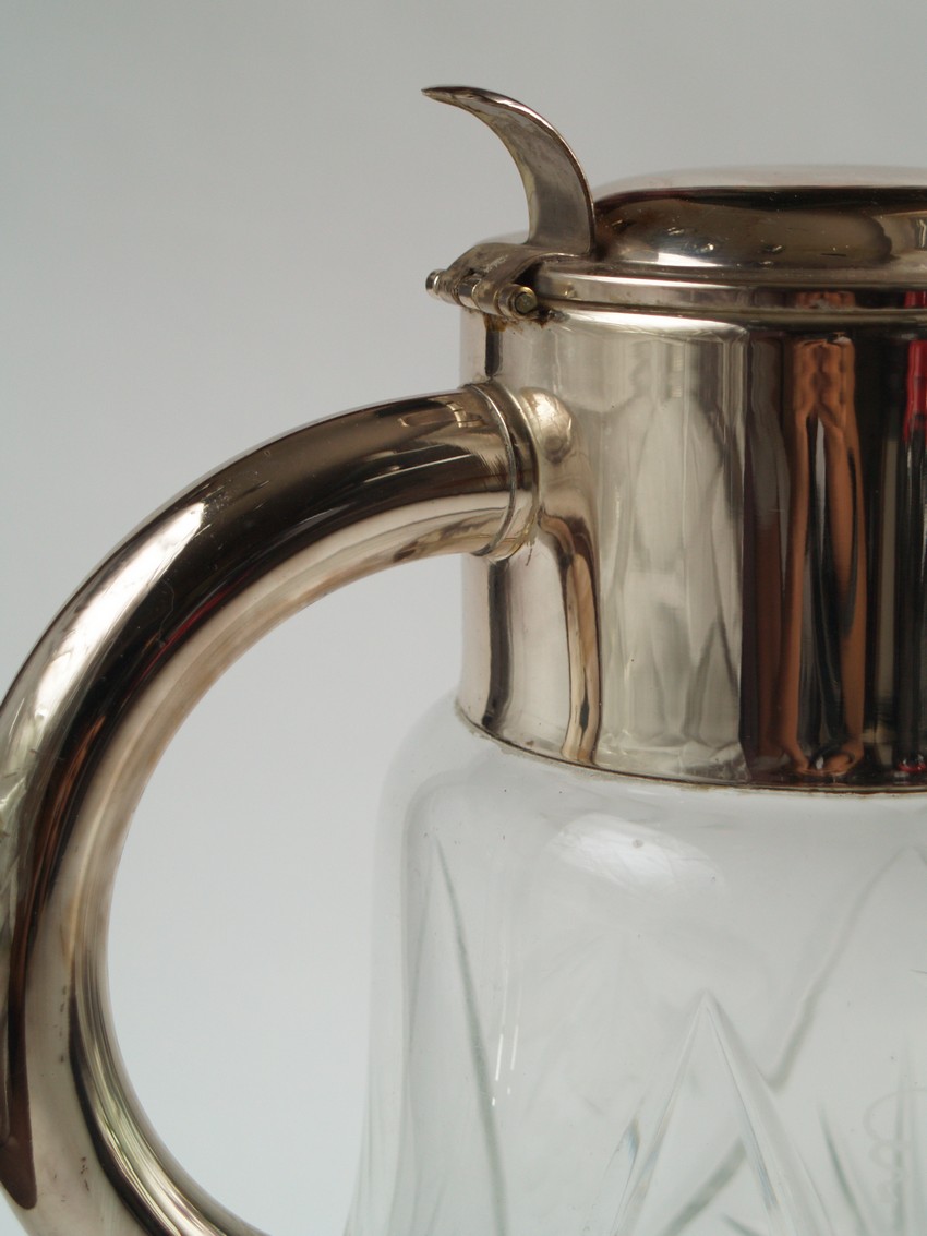 Karaffe antik Bleikristall Metall silberne Montur Sieb