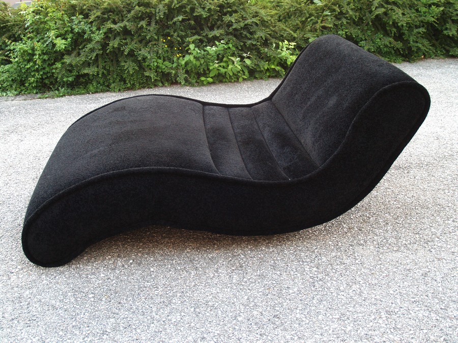 Bretz Sofa