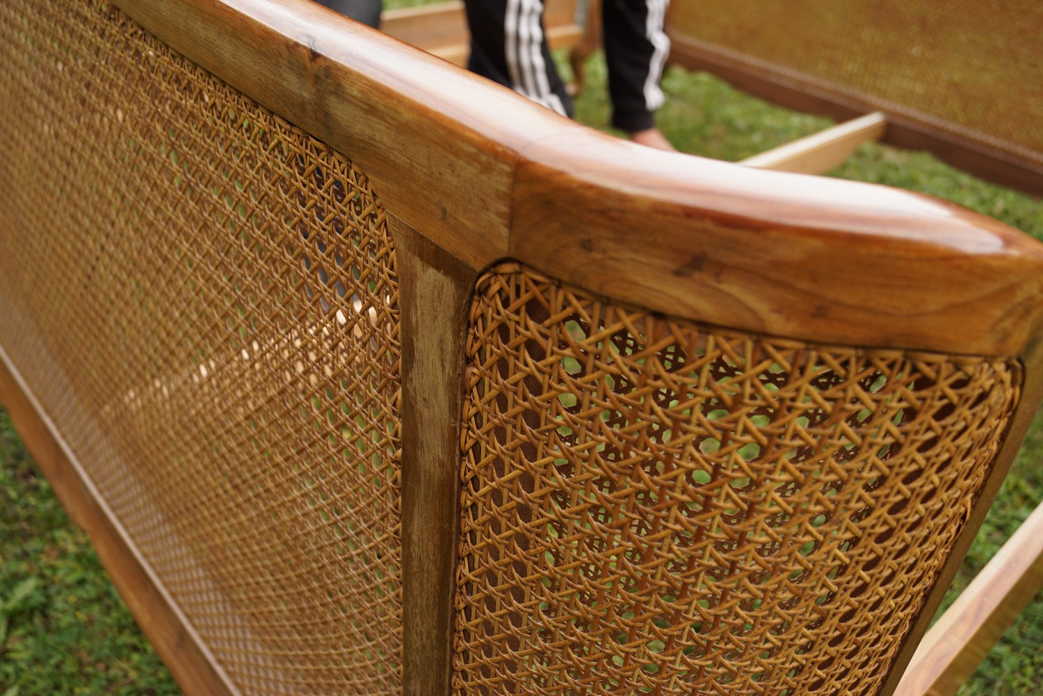 Doppelbett Chippendale antik Barockstil Vollholz Nuss Buche Möbel Wiener Geflecht Antiquität