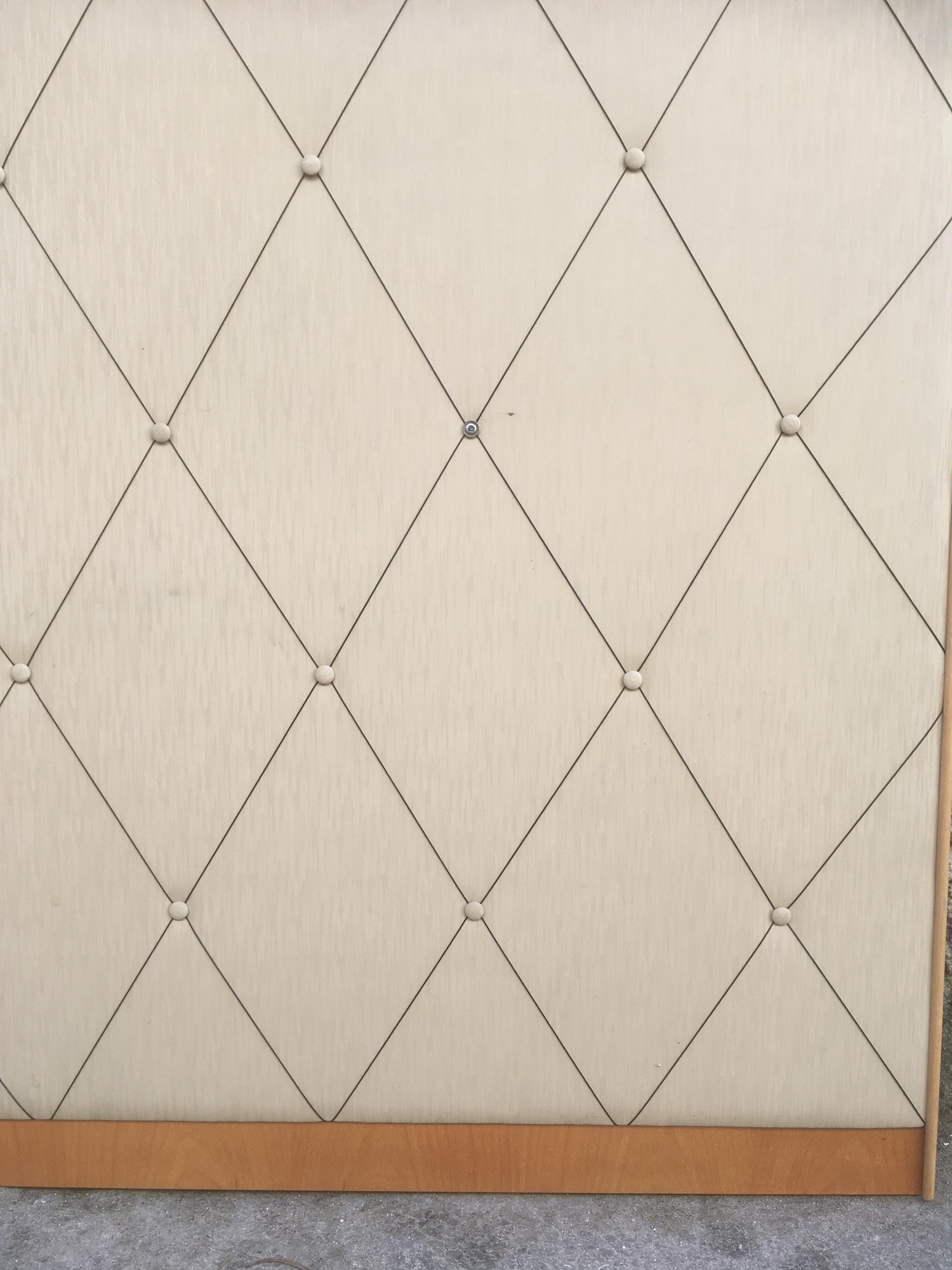 Garderobenwand Vintage