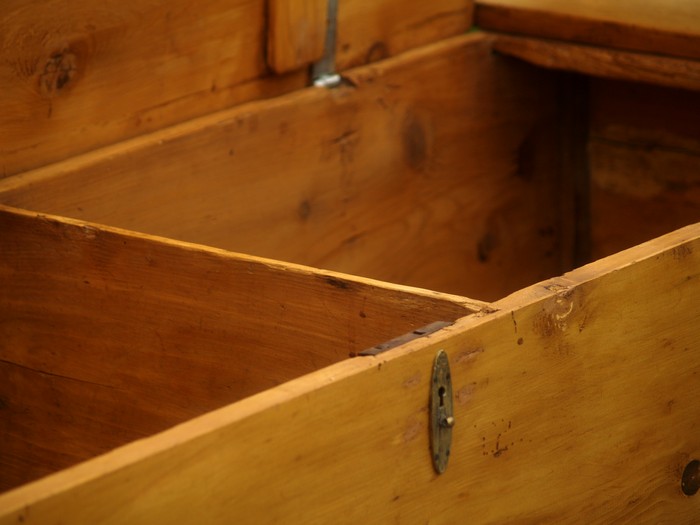 Truhenbank antik Holz