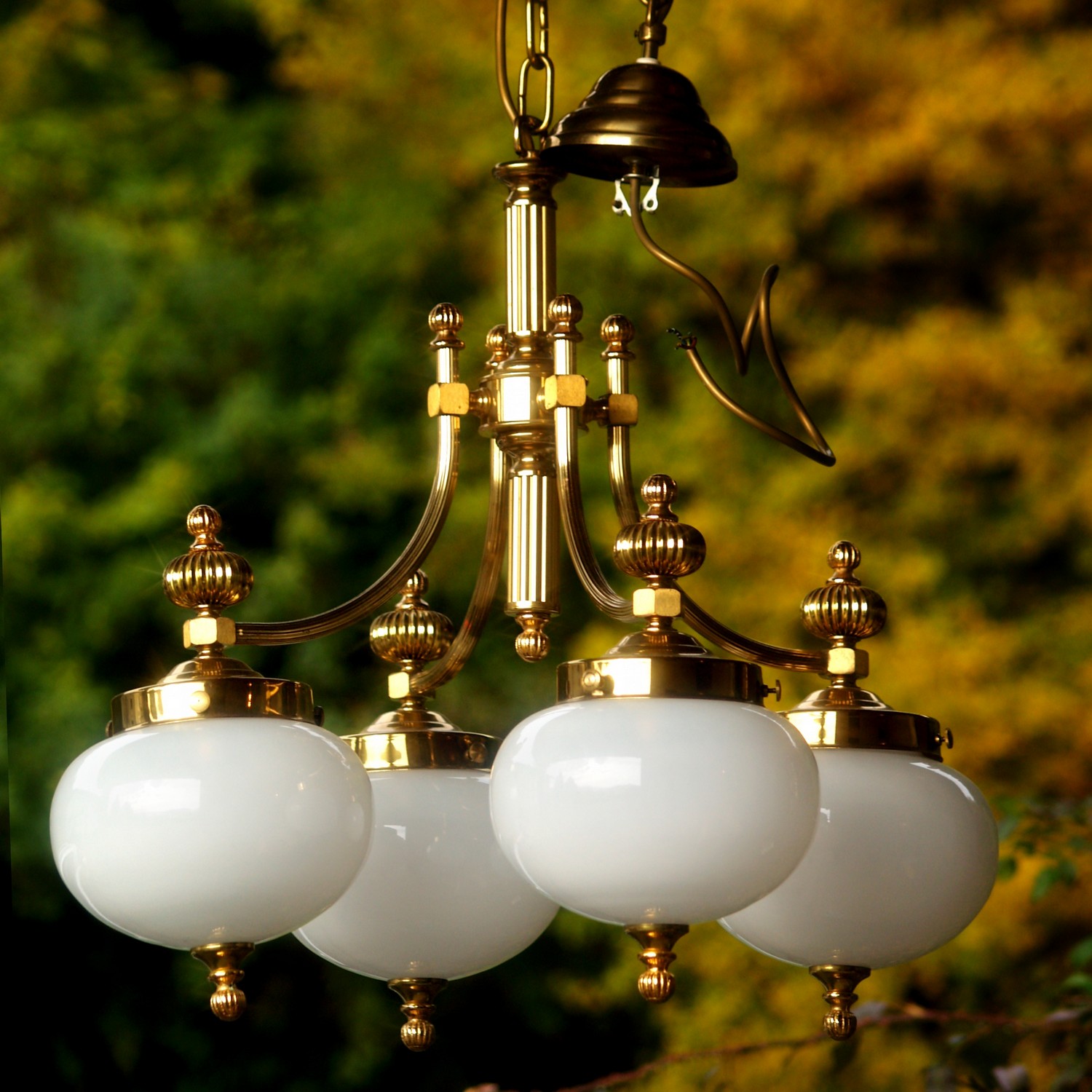 Luster Orion Wien Hängelampe Messing Leuchter Glaskugeln Orion Luster Messing Glas