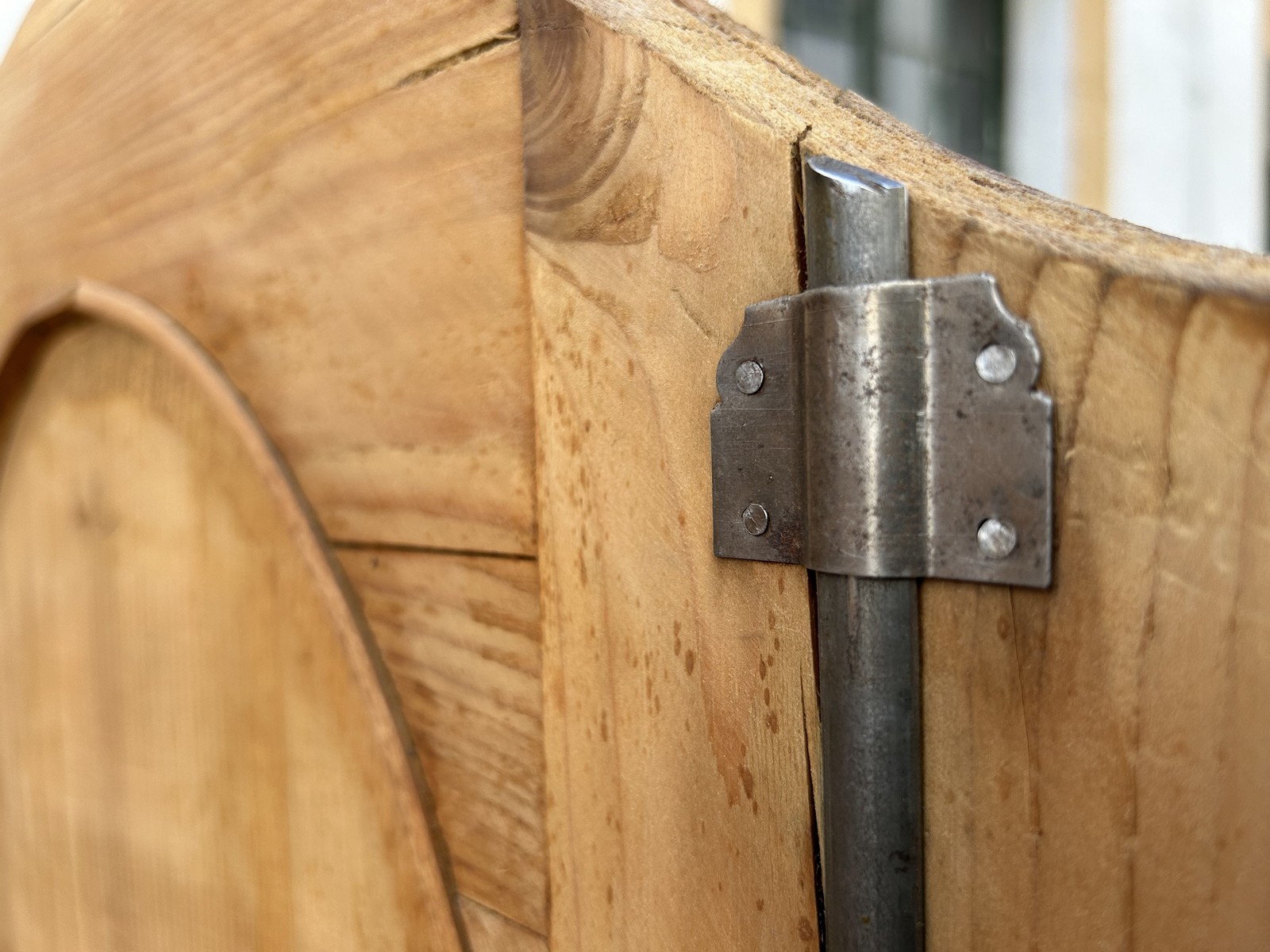 Antiker Weichholz Kleiderschrank Schrank 2-türig Landhaus