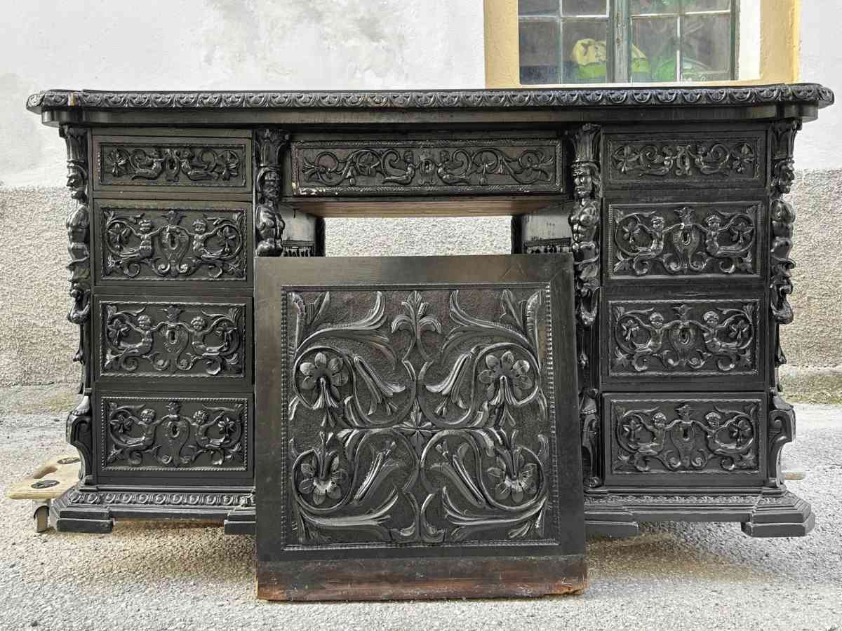 Antiquität Renaissance Schreibtisch antik Barock Möbel