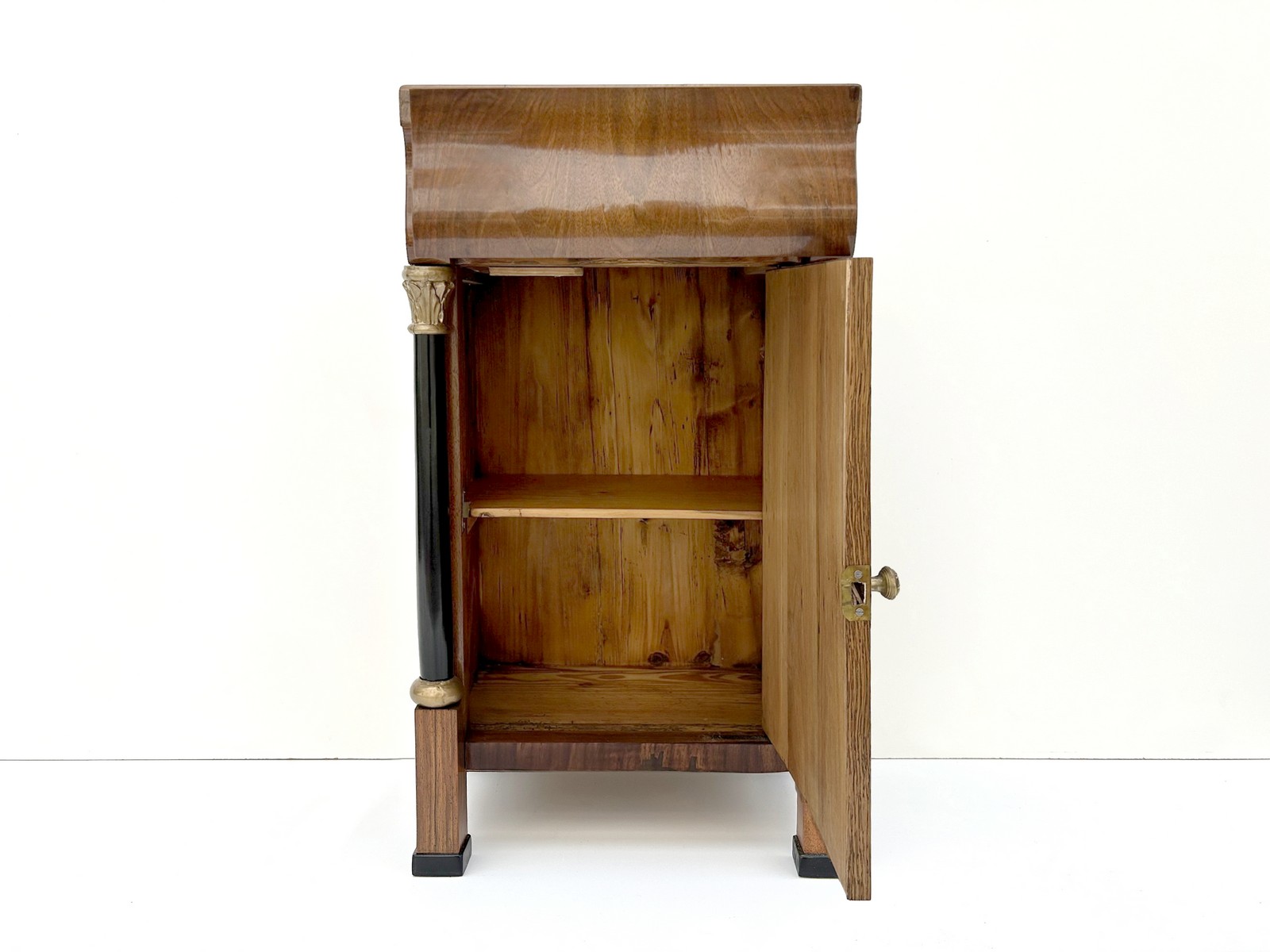 Kleine Biedermeier Kommode Nachtschrank Nuss antik restauriert