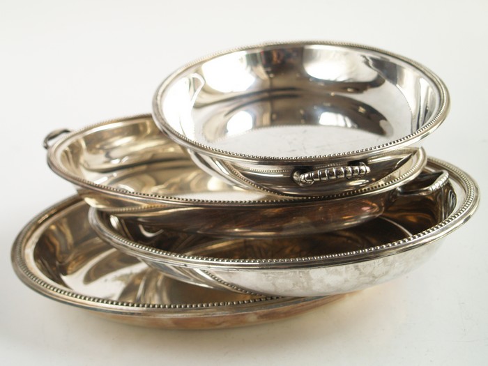 Servierplatte versilbert mit Deckel Vintage