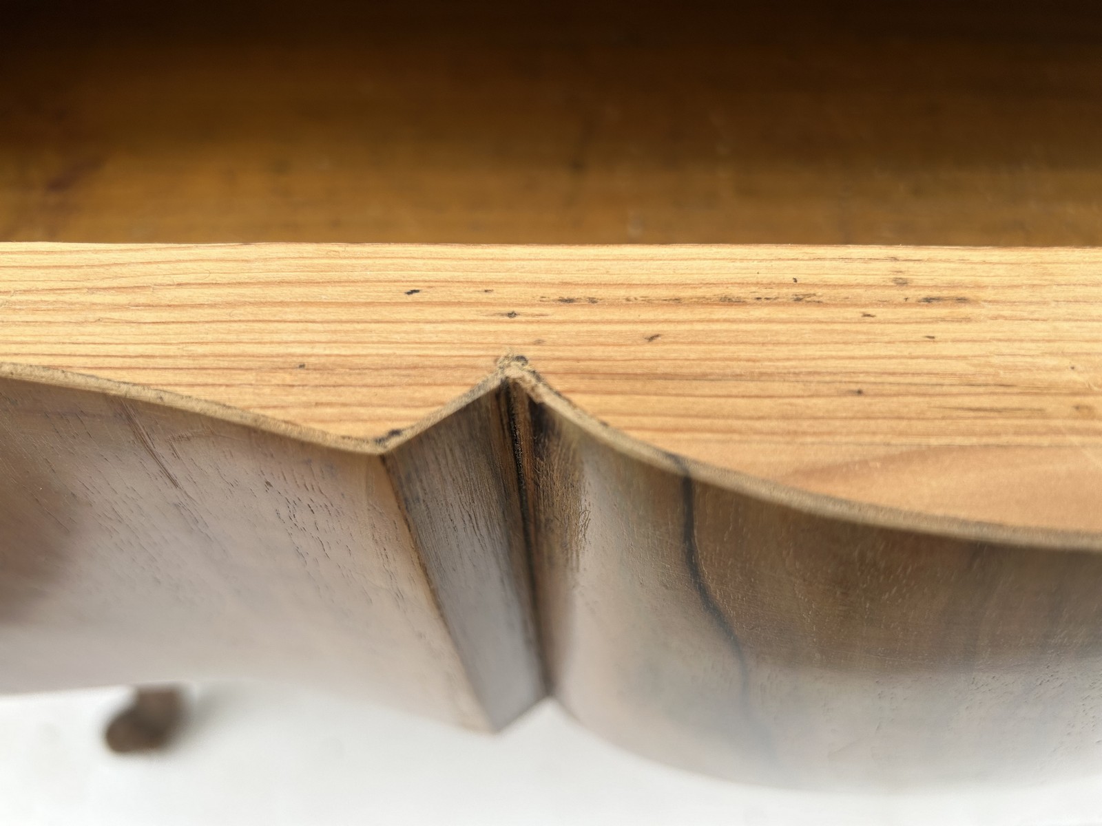 Tisch antik Biedermeier Nussholz Antiquität um 1800