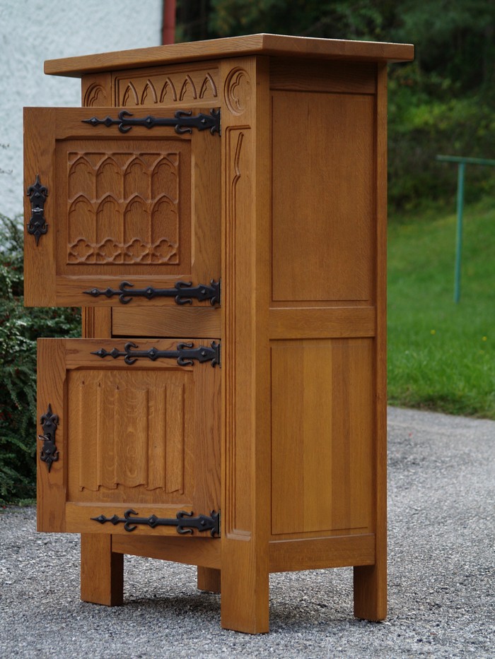 Vertiko Eiche 