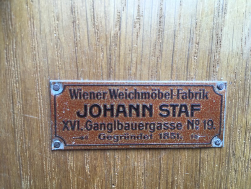 Schrank antik Staf Johann Wien