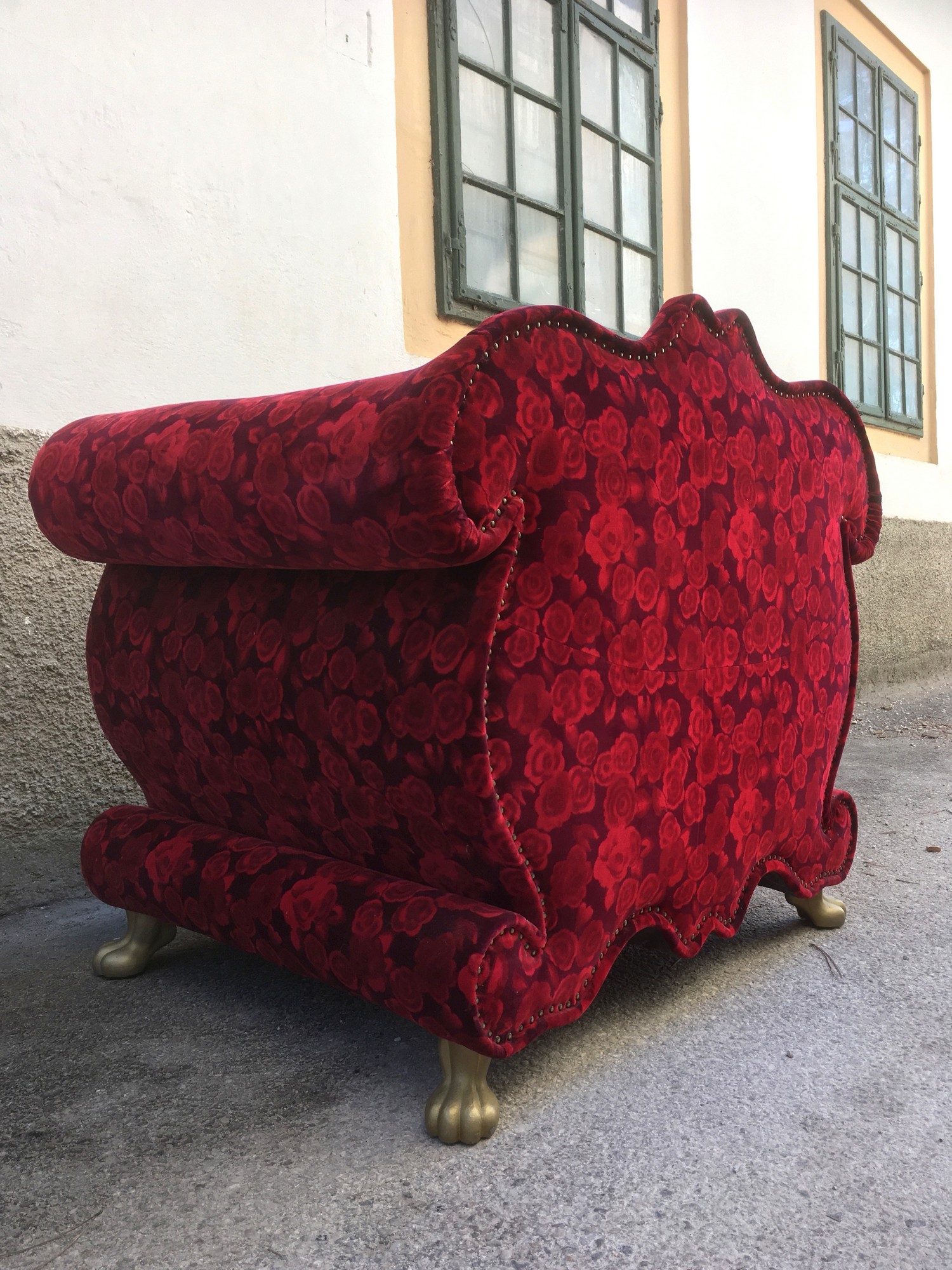 BRETZ Sofastuhl Emily rot Rosenstoff Designklassiker