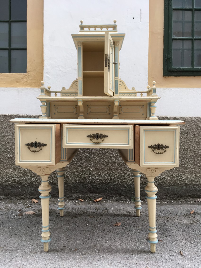 Schreibtisch antik Mädchenzimmer