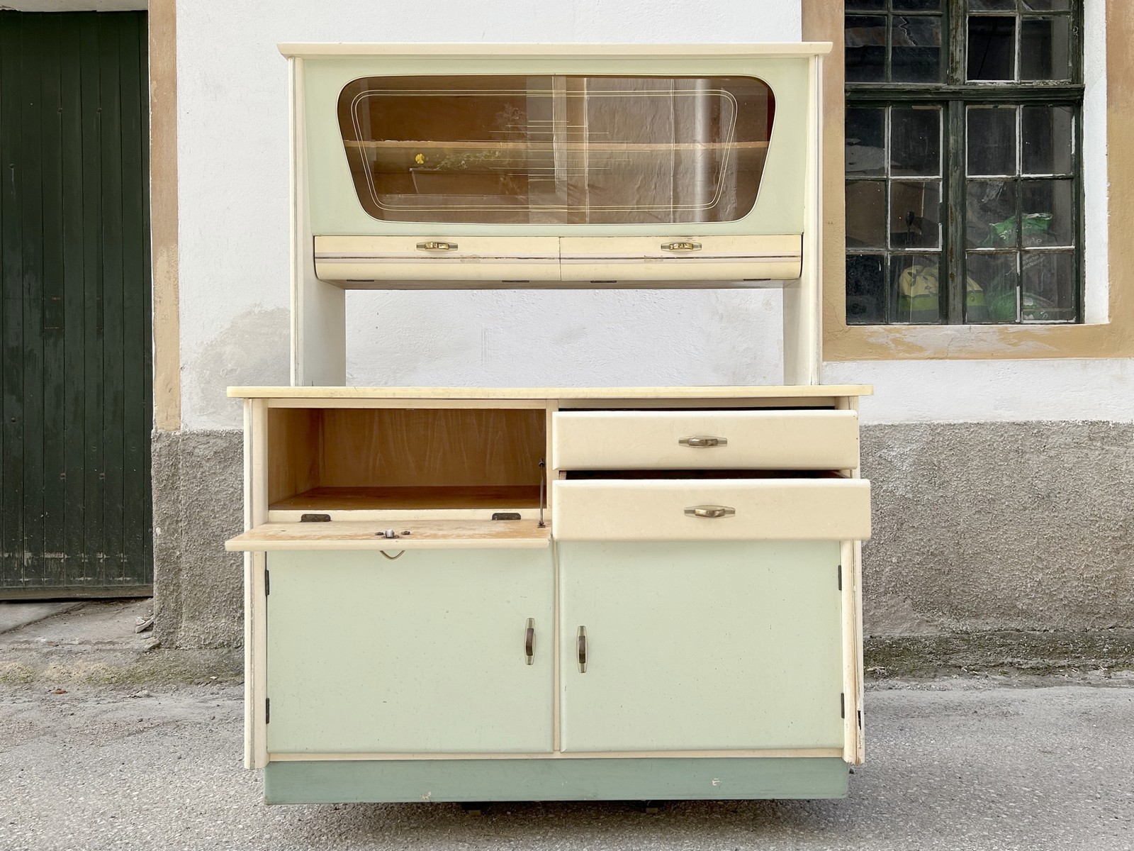 Antiker Küchenschrank Vintage Kredenz Pastell 60er-Jahre Mid Century Möbel