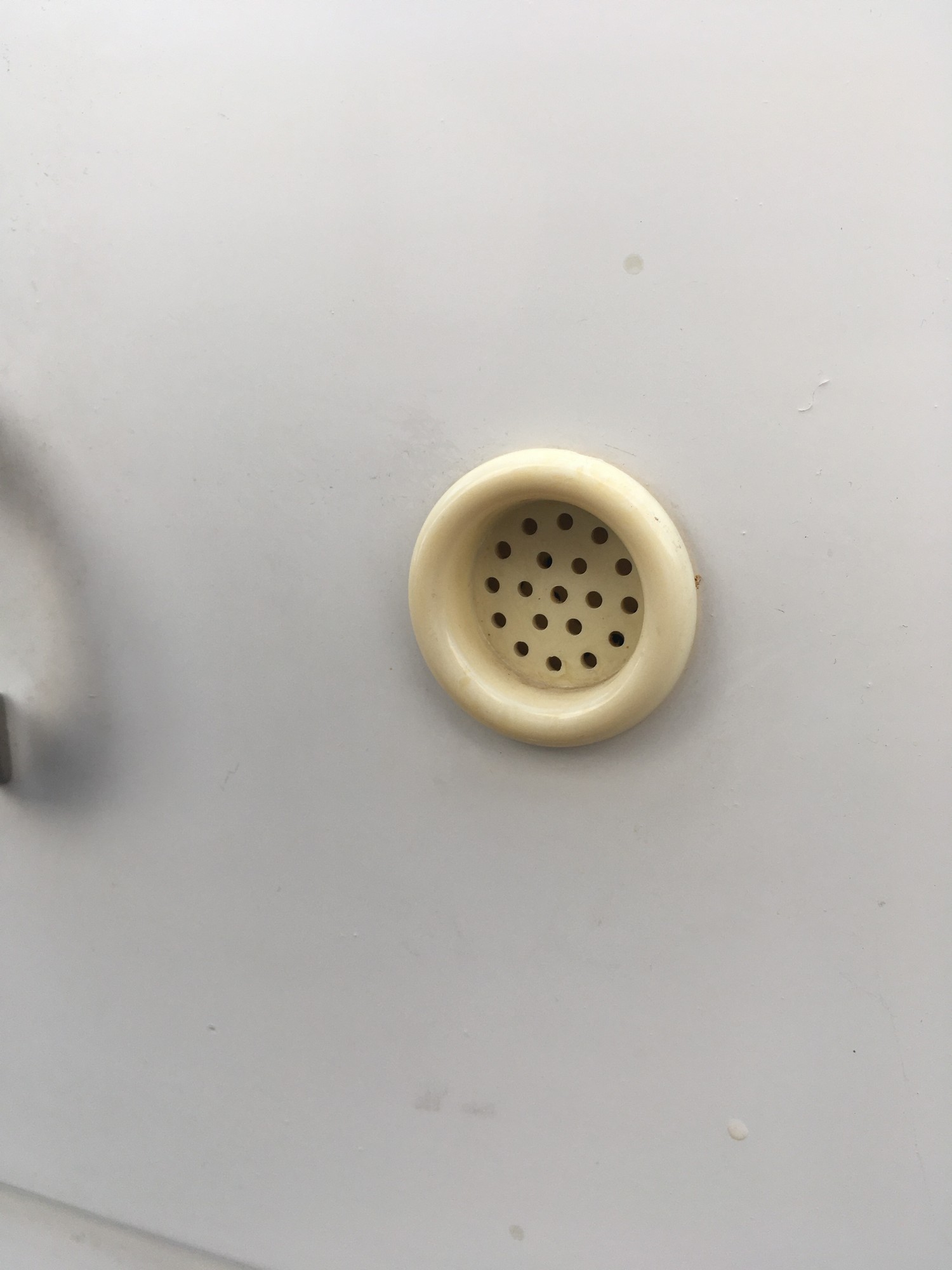 Kredenz Küchenschrank Vintage Retro dreiteilig creme MidCentury Vorratsschrank Anrichte