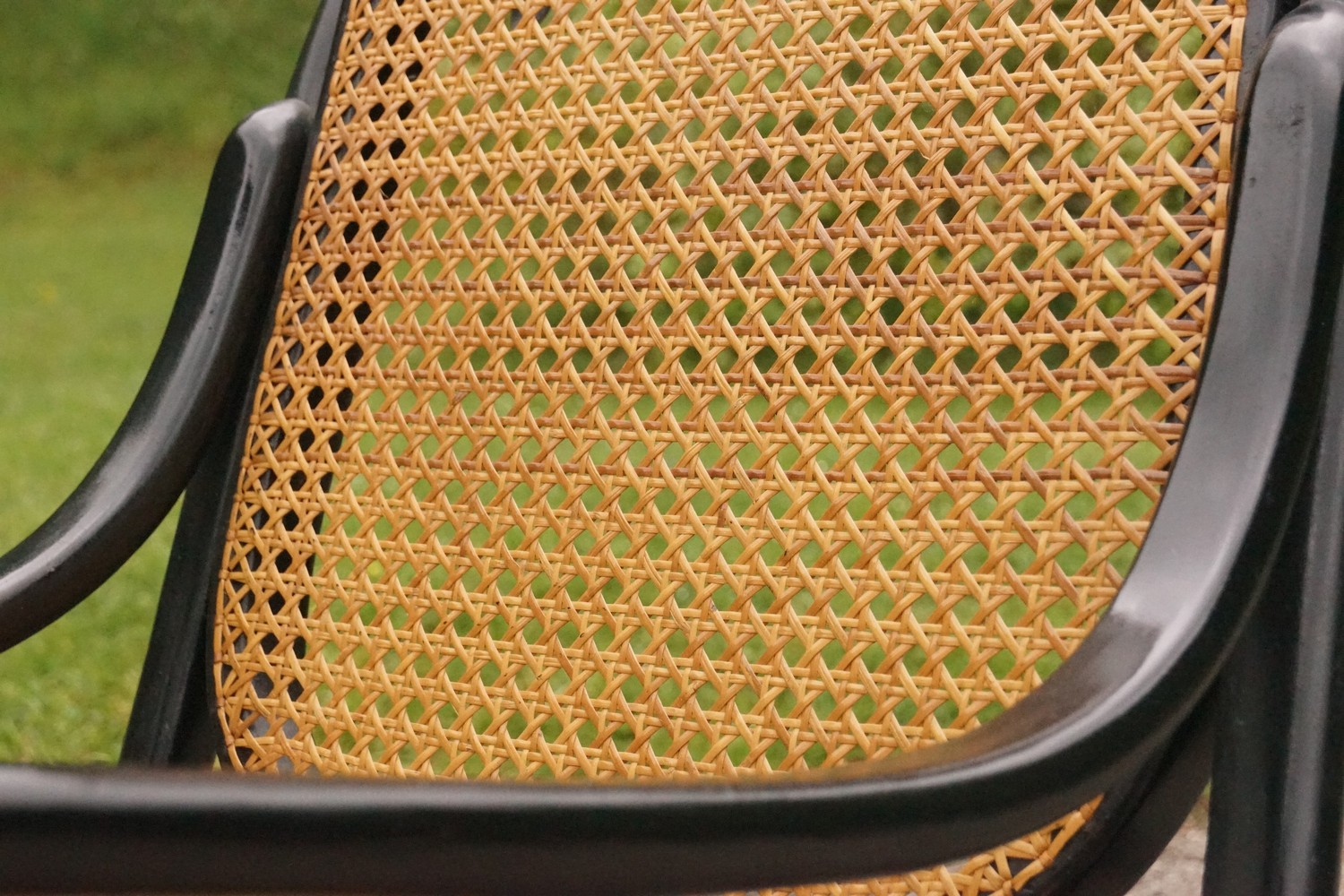 Thonet Schaukelstuhl schwarz Bugholz Schaukelsessel Original