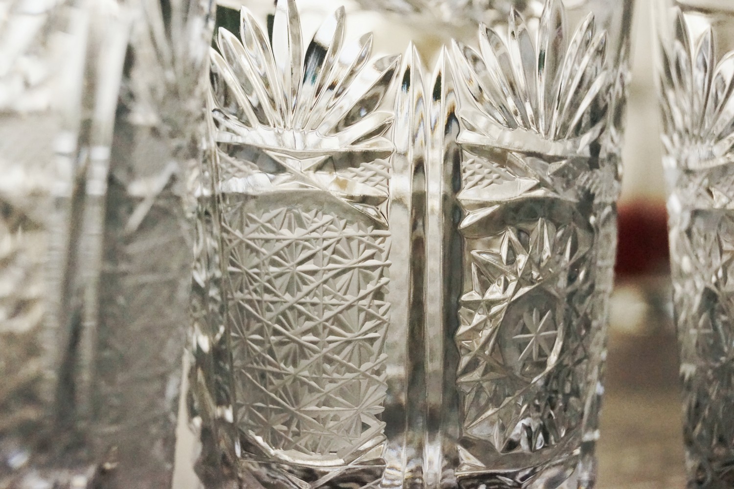 Bleikristall Becher Whisky Schnaps Gläser geschliffen Wassergläser vitrinengepflegt