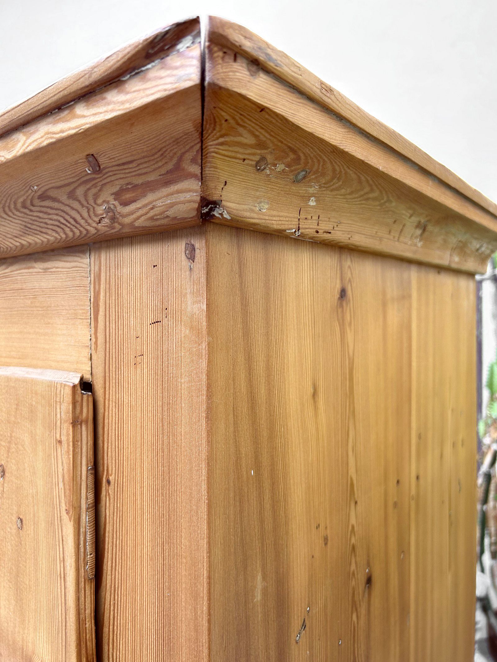 Kleiderschrank antik 1840 Weichholz Landhaus Bauernmöbel restauriert Antiquität Dielenschrank