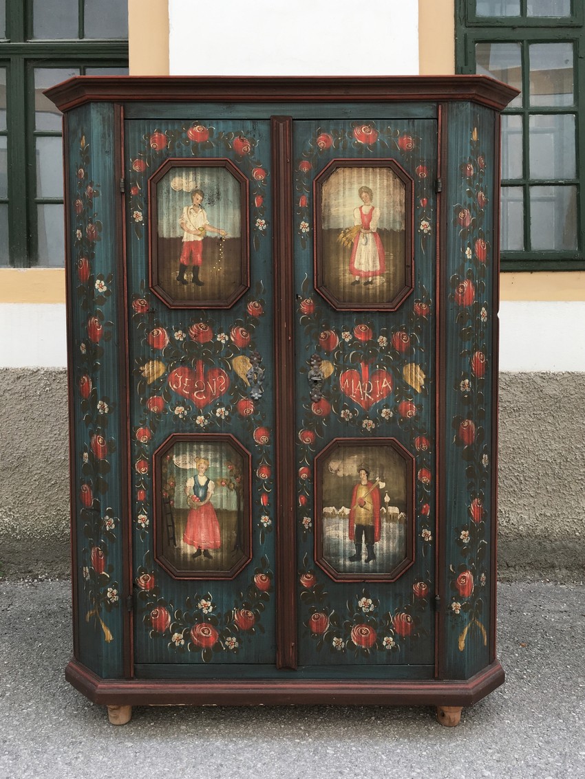 Bauernschrank bemalt figural Jahreszeiten