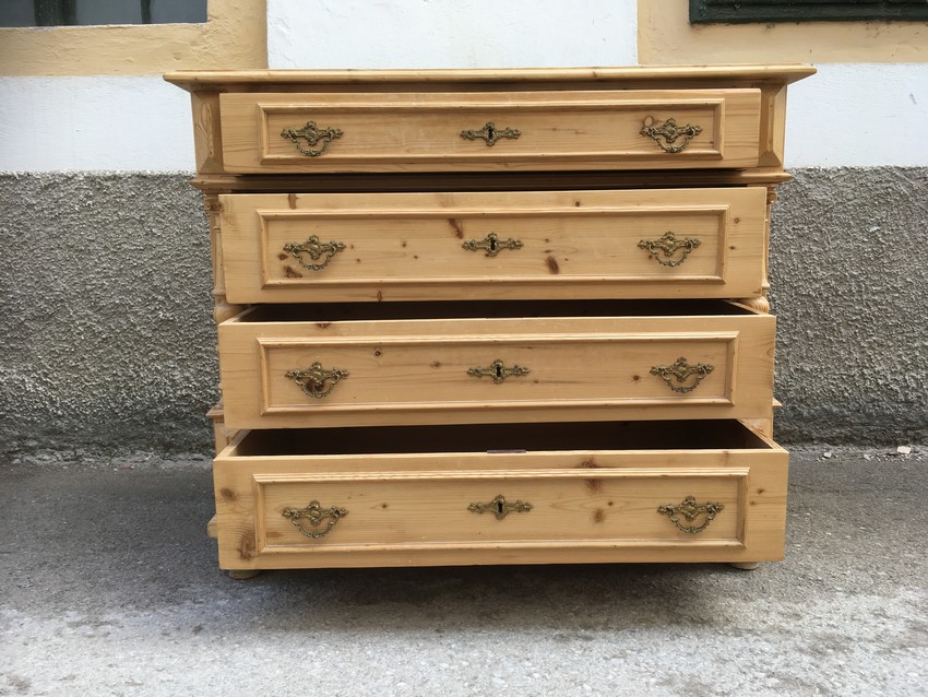 Kommode Landhaus antik