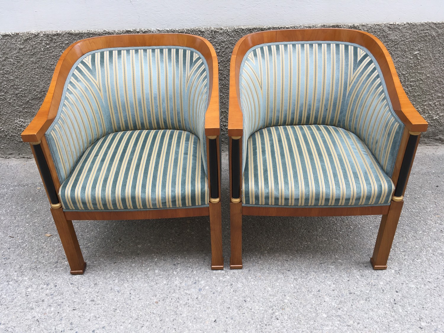Sitzgarnitur 3-teilig Biedermeier Sofa Tisch Sesseln Streifenstoff restauriert