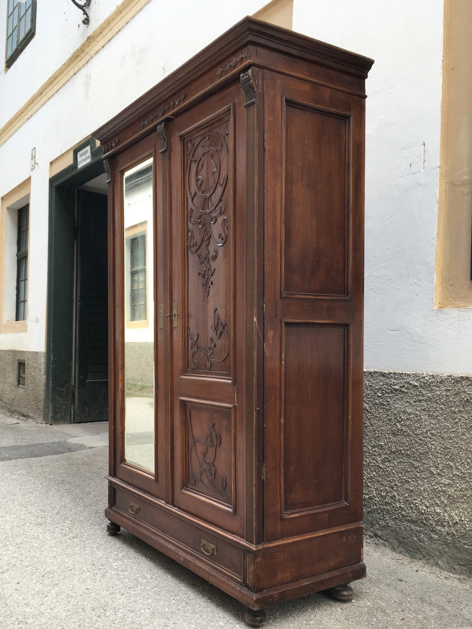 Kleiderschrank Spiegelschrank Schrank Kasten antik Jugendstil Garderobenschrank