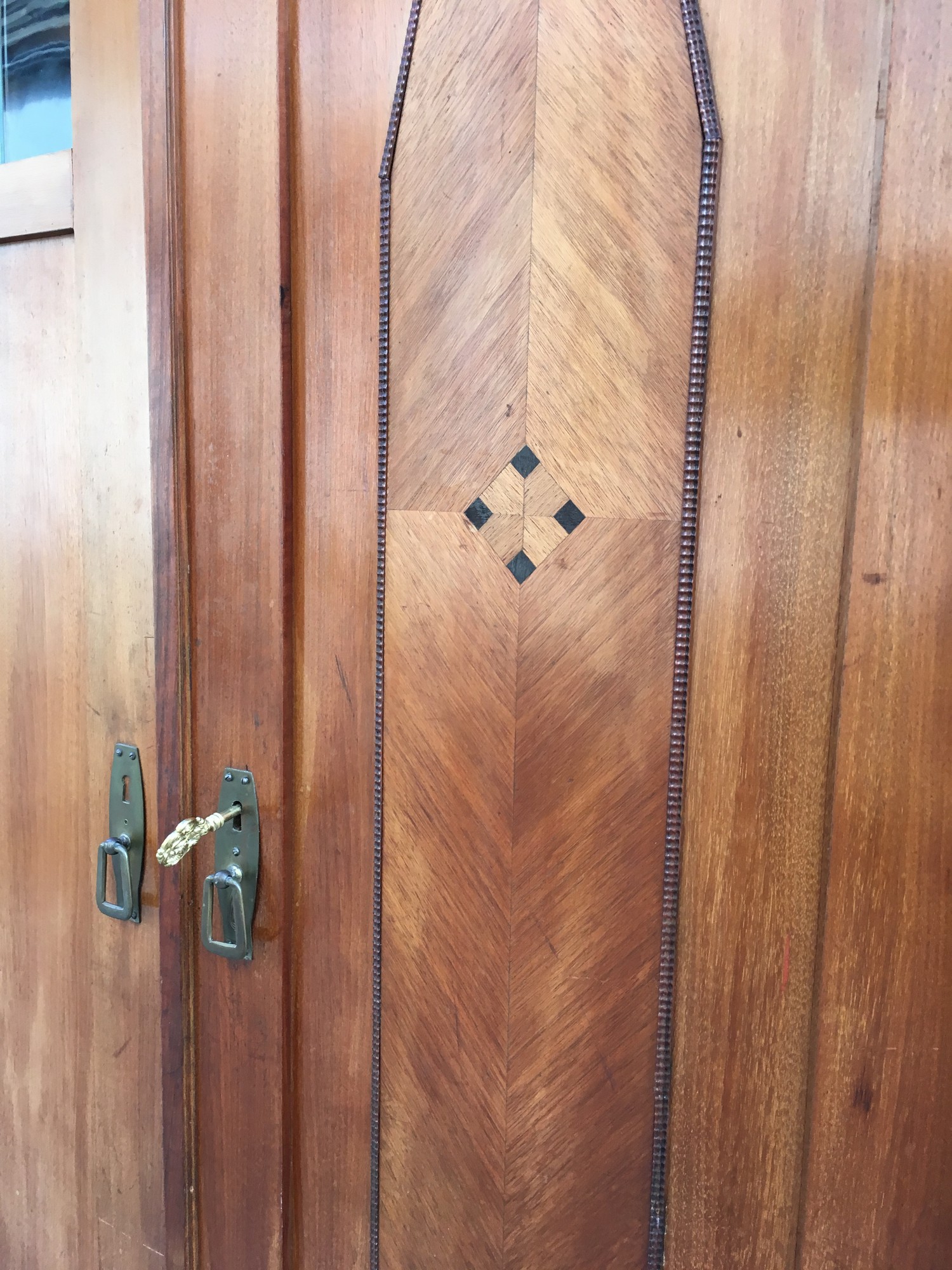 Dielenschrank Jugendstil Kleiderhaken Garderobenschrank Vollholz