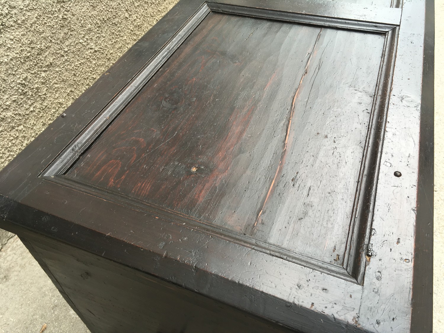 Herrschaftliche Truhe Kommode antik Zirbe massiv ca. 1700 - 1750 restauriert