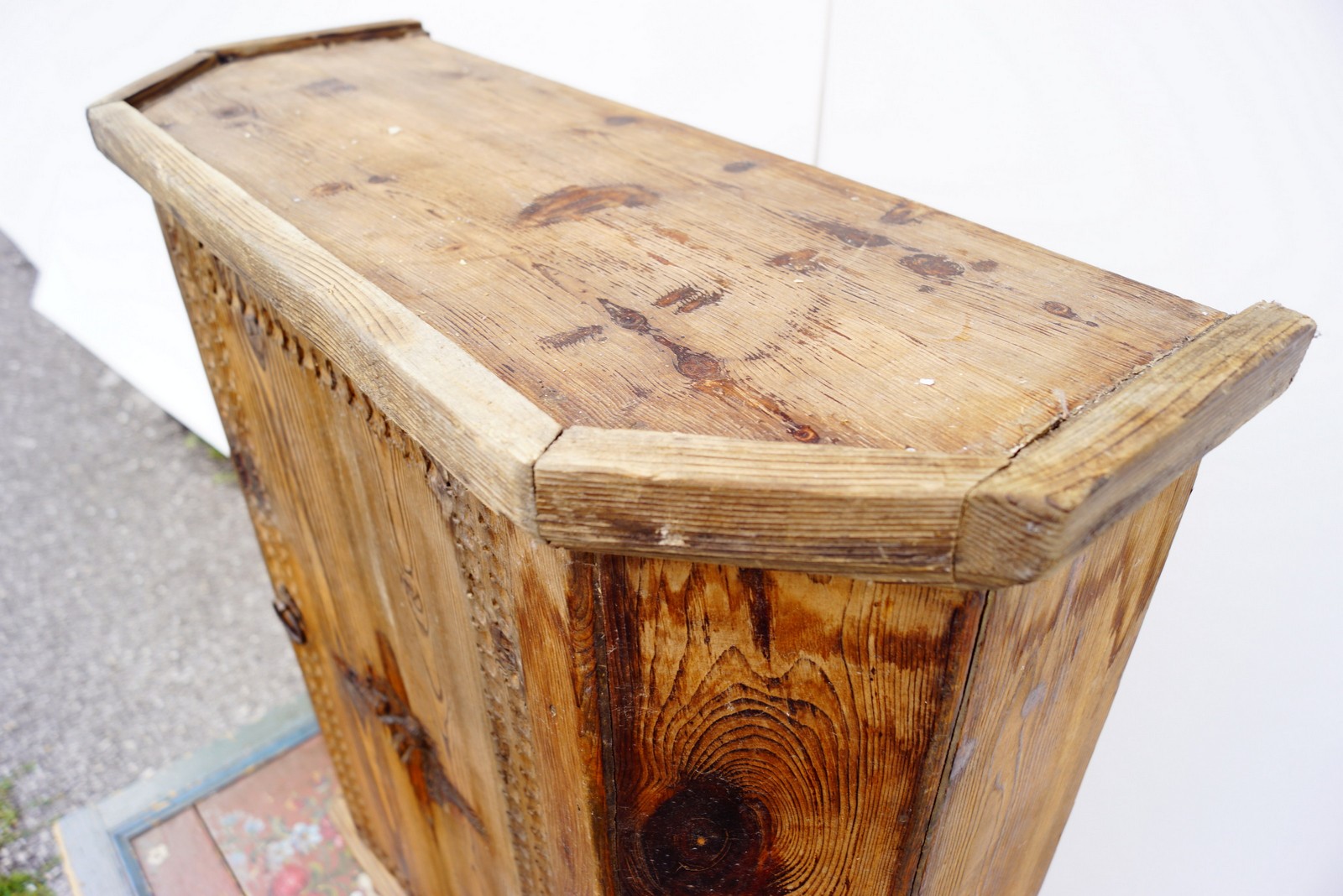 Wandschrank antik rustikales Bauernmöbel 1890 Schnapskasten Bauernschrank Bauernstube