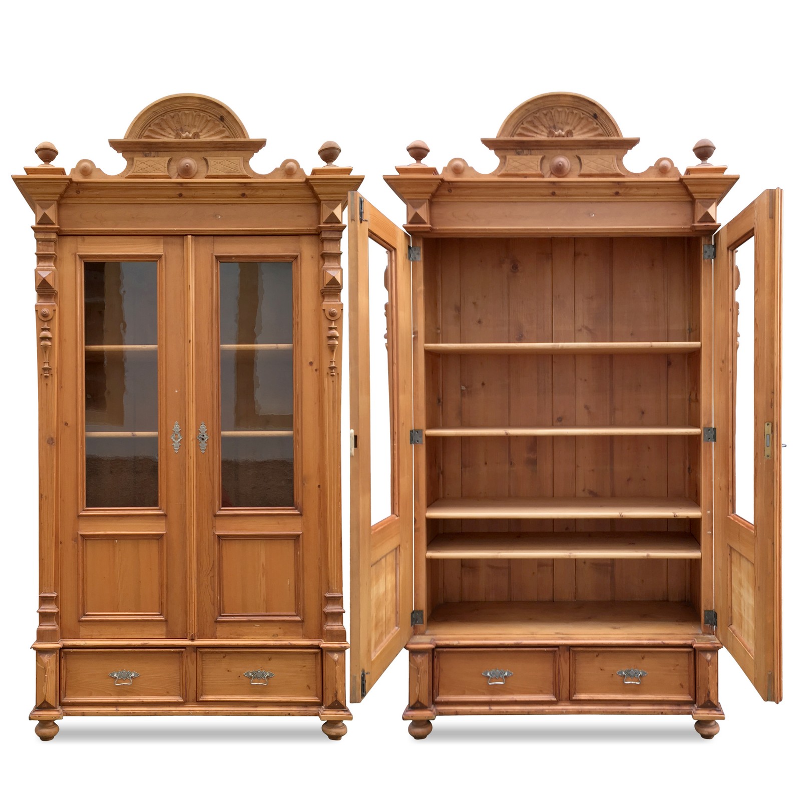 Bauernschrank antik Gründerzeit Weichholz Vitrine Bauernschrank antik Gründerzeit Naturolzmöbel