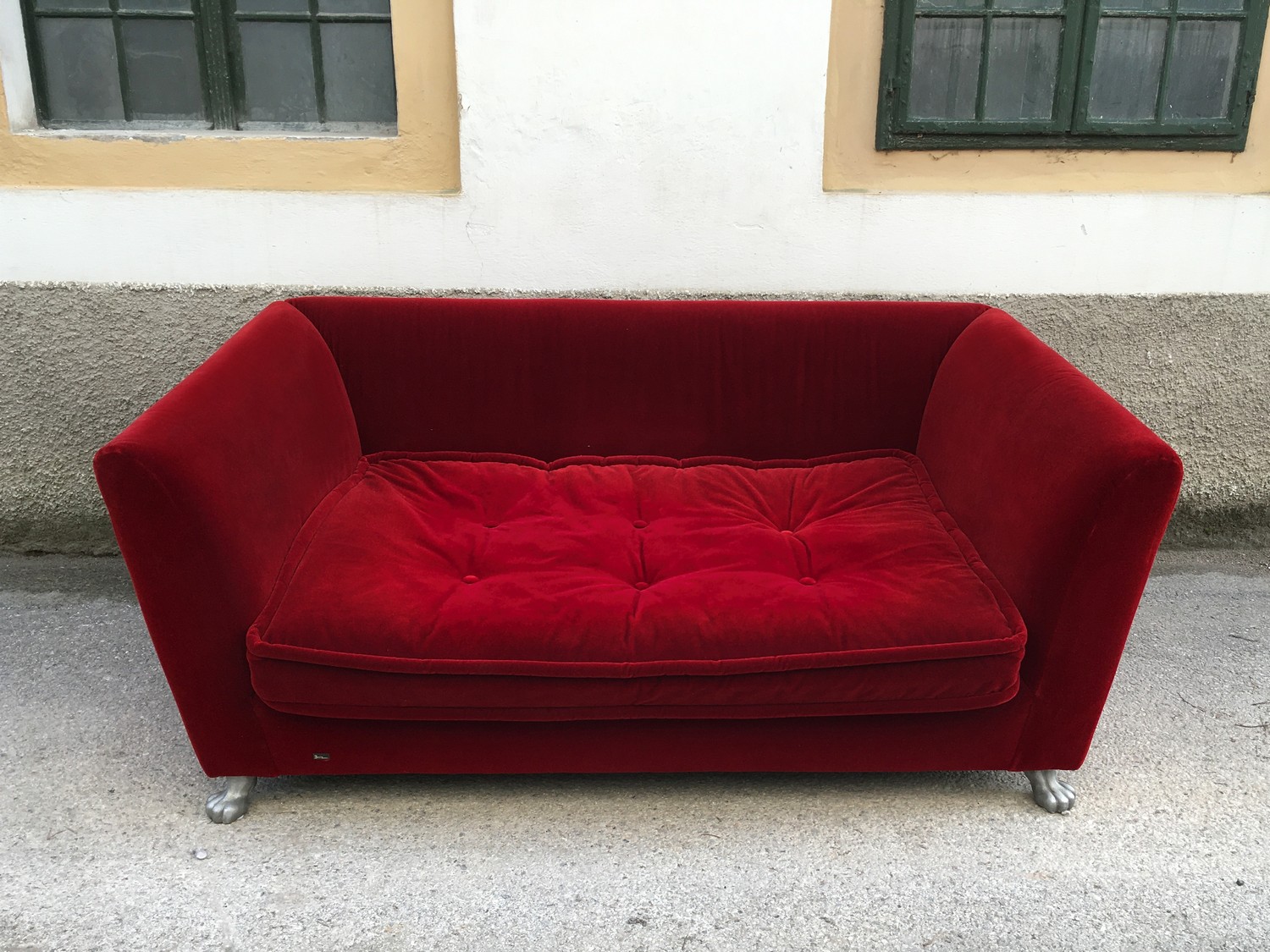 Bretz Sofa rot Mohair Monster Design Möbel