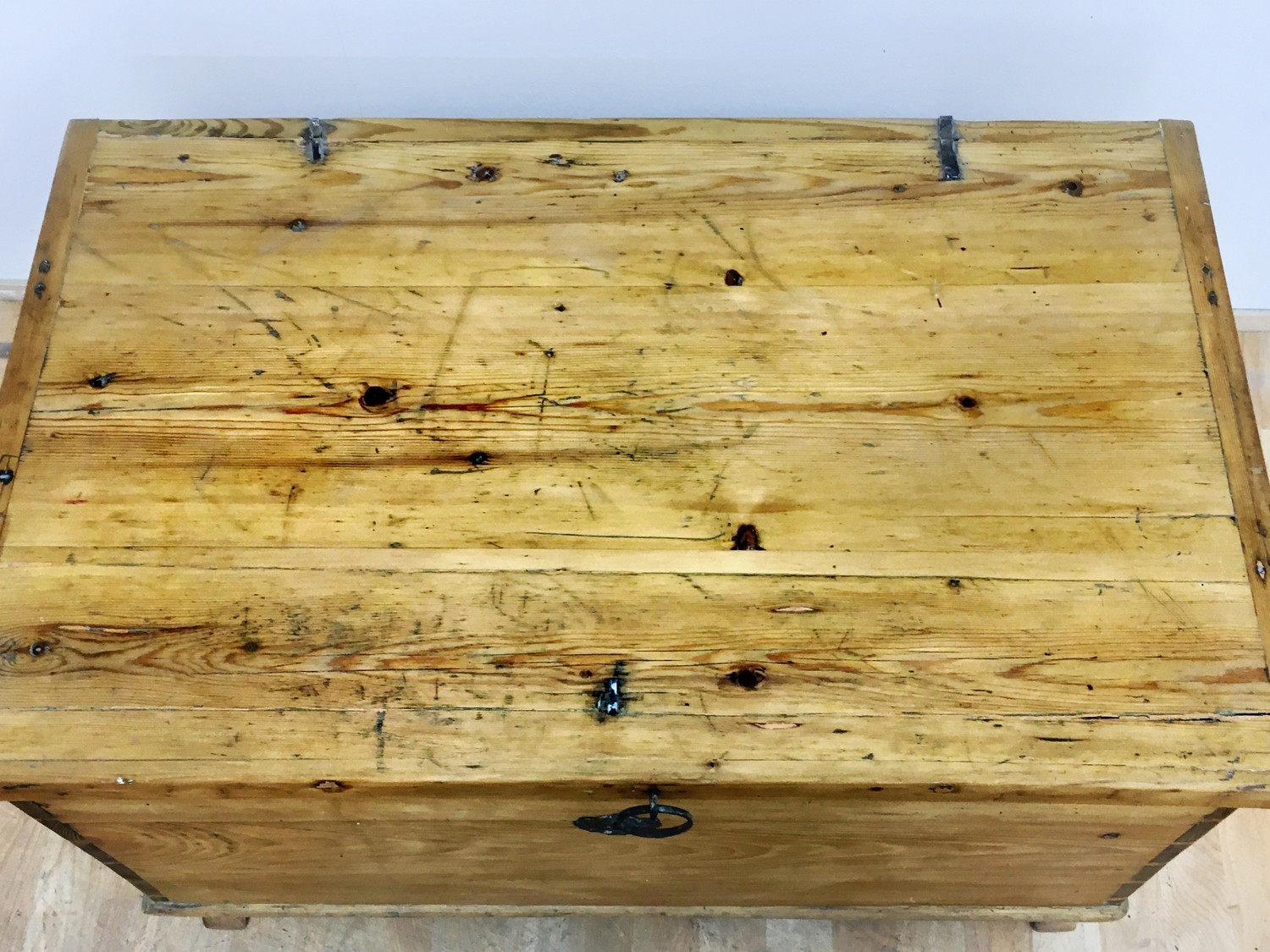 Bauerntruhe Weichholz antik restauriert