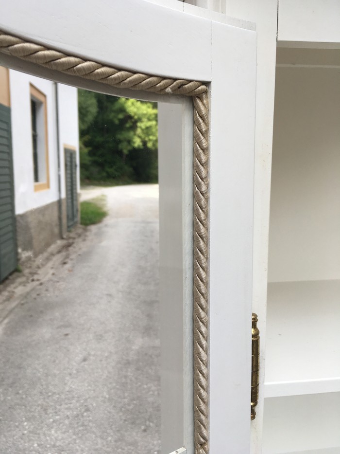 Vitrine Küchenschrank weiß Vintage Stil