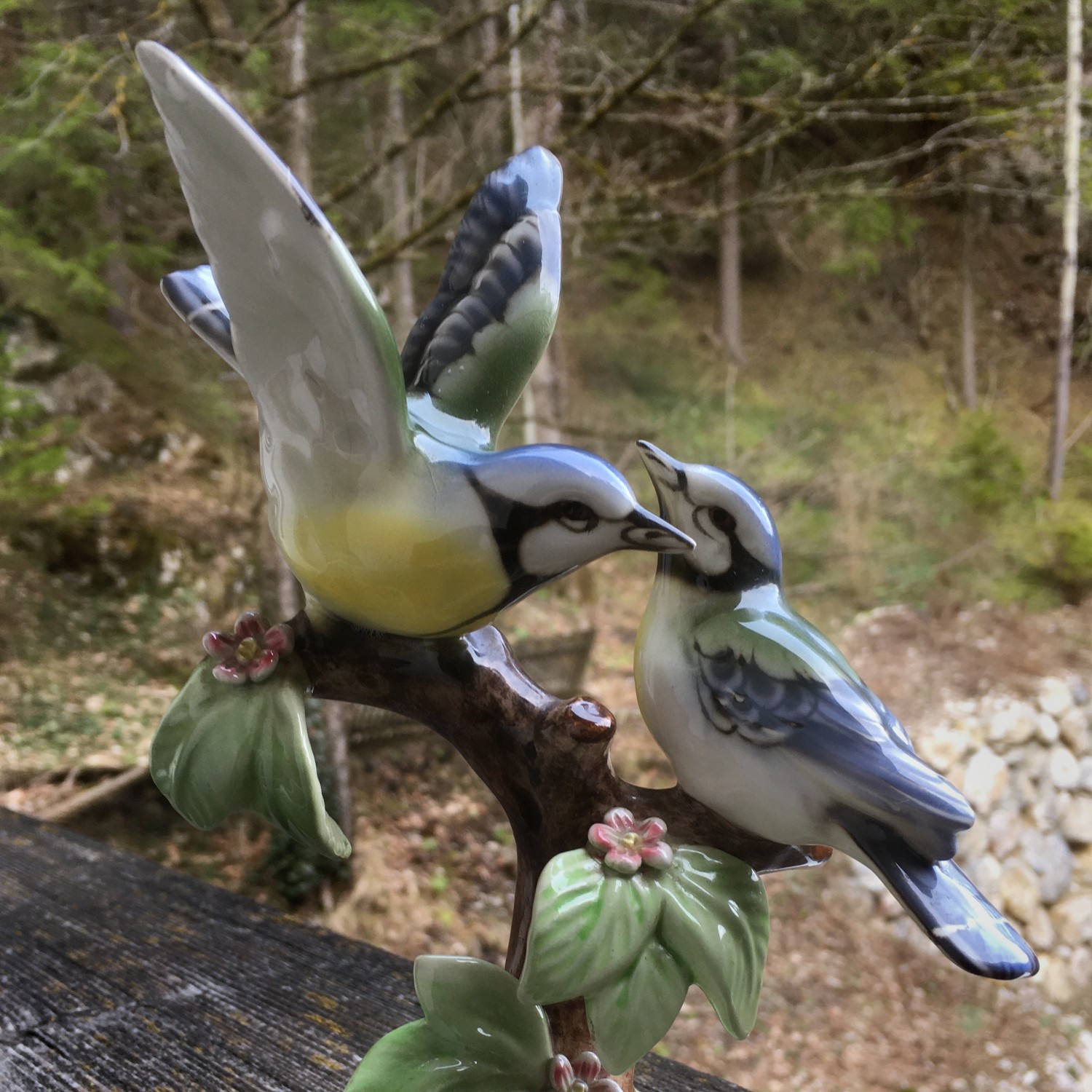 Keramos Wien "Zwei Blaumeisen auf einem Ast" Keramik Vögel Keramos Wien "Zwei Blaumeisen auf einem Ast" Keramik Vögel
