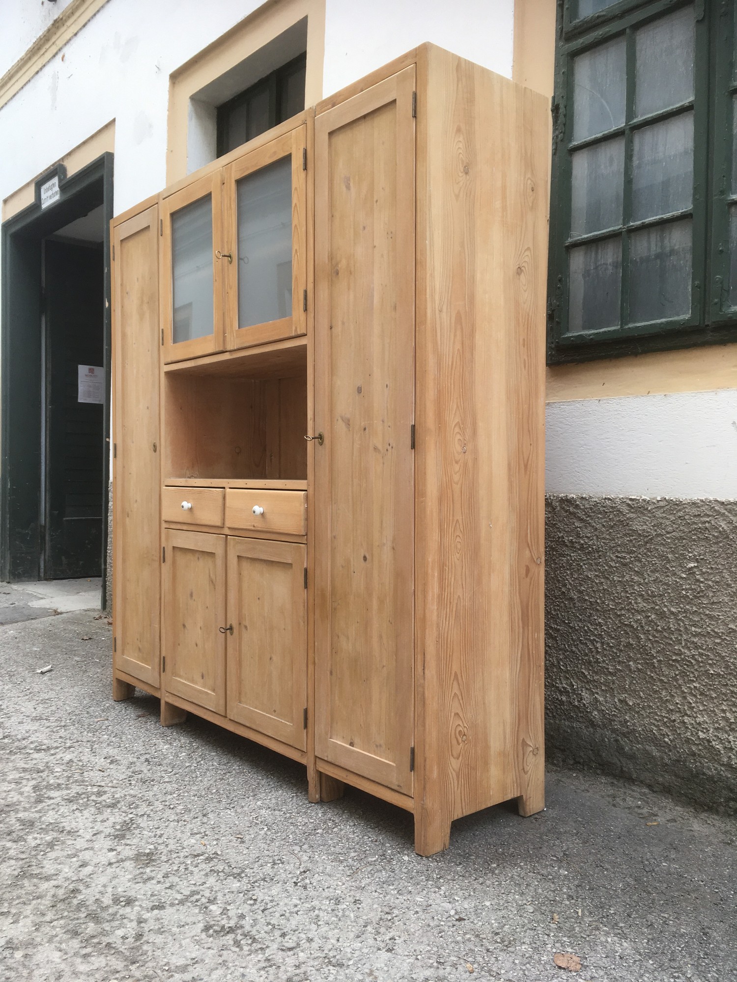 Antiker Schrnak Naturholz Küchenschrank Landhausstil Antiquität Vintage 50er-Jahre