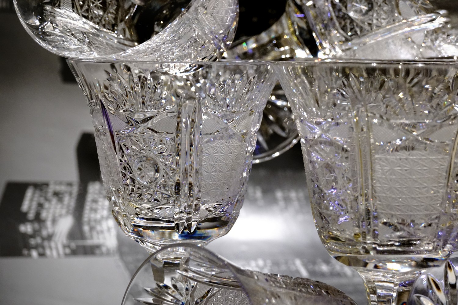 Weingläser Bleikristall Gläser aus Omas Vitrine