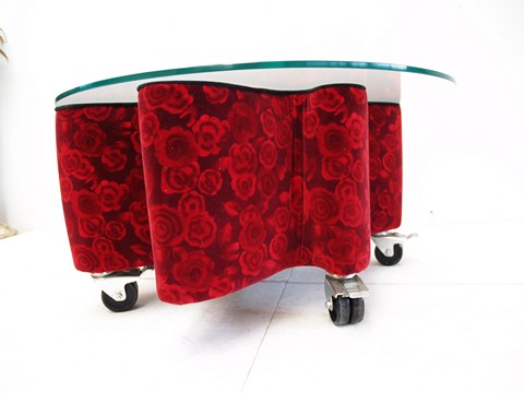 Bretz Couchtisch Rosenstoff Klecks