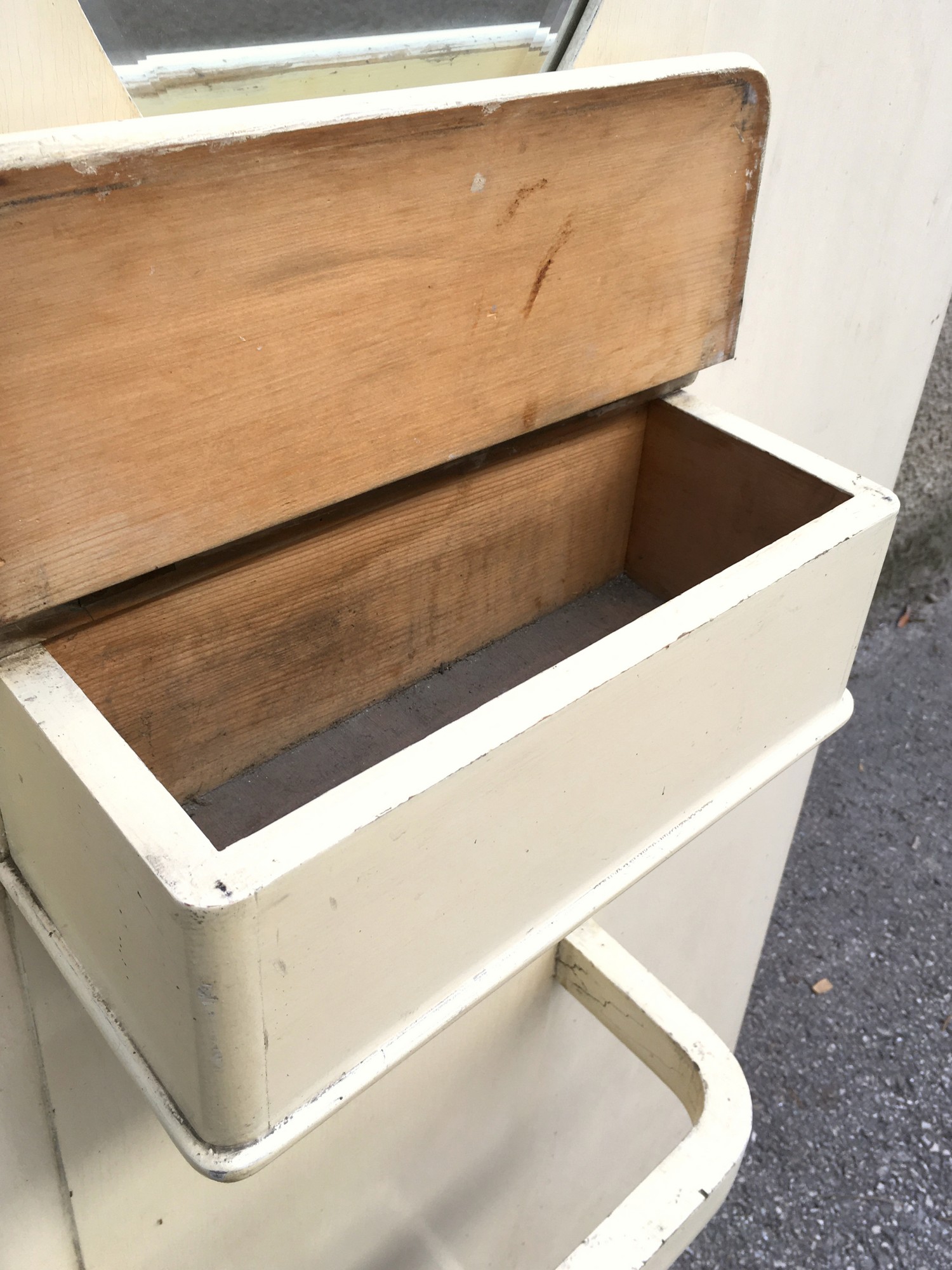 Antike Garderobe Jugendstil um 1920, Cremefarbe antik Shabby Chic Wandpaneel Spiegel Schlüsselkasten Schirmständer