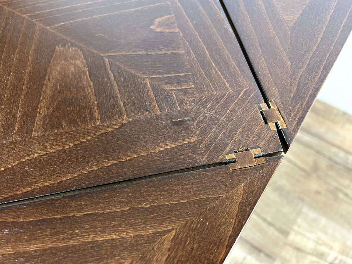 Tisch antik vergroesserbar