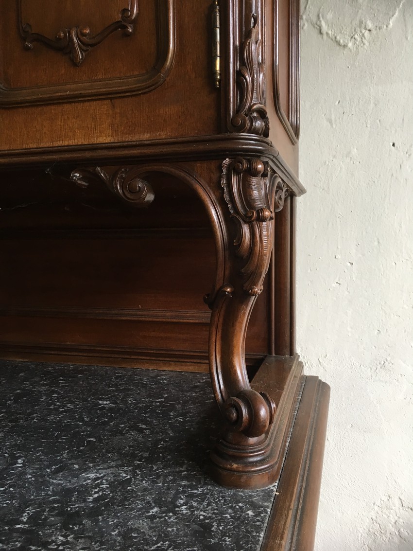 Pfeiferlbarock Schrank Marmor antik