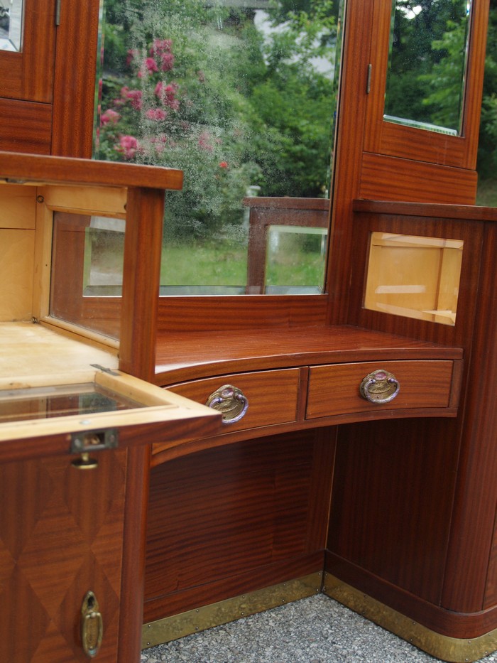Jugendstil Schrank antik