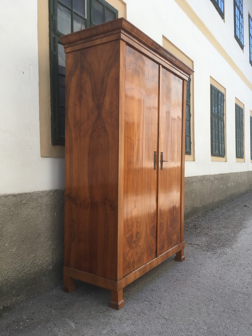 Biedermeier Garderobe Möbel antik