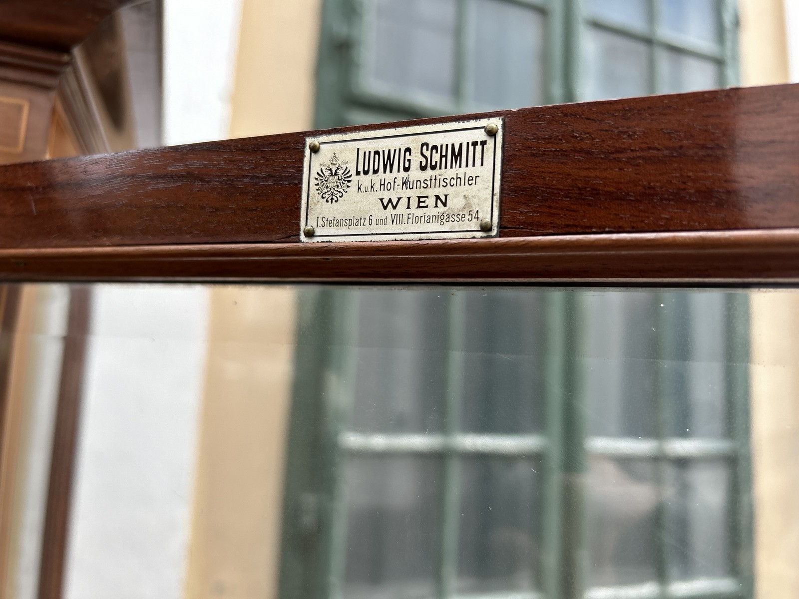 antike Vitrine Jugendstil Wien Intarsien Schrank Möbel Antiquität