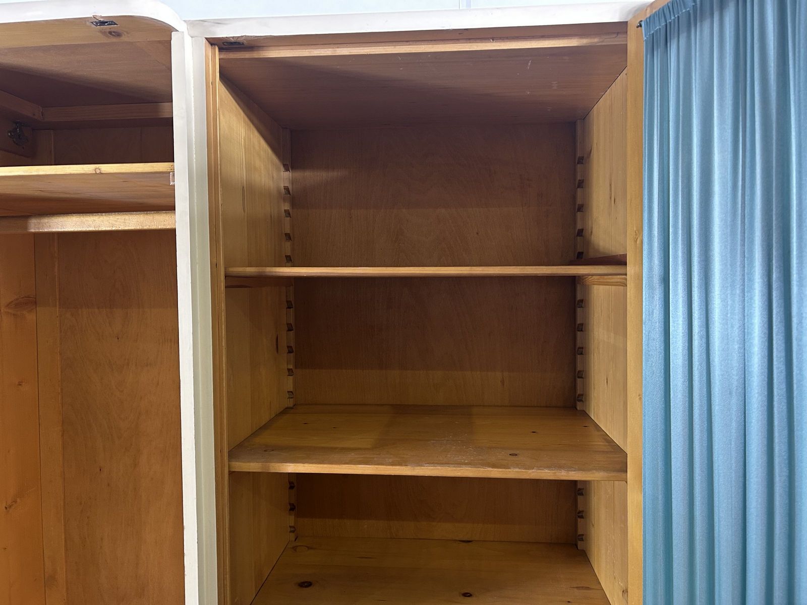 Patentierte Joss und Elve Topfscharniere Original Zustand Detail