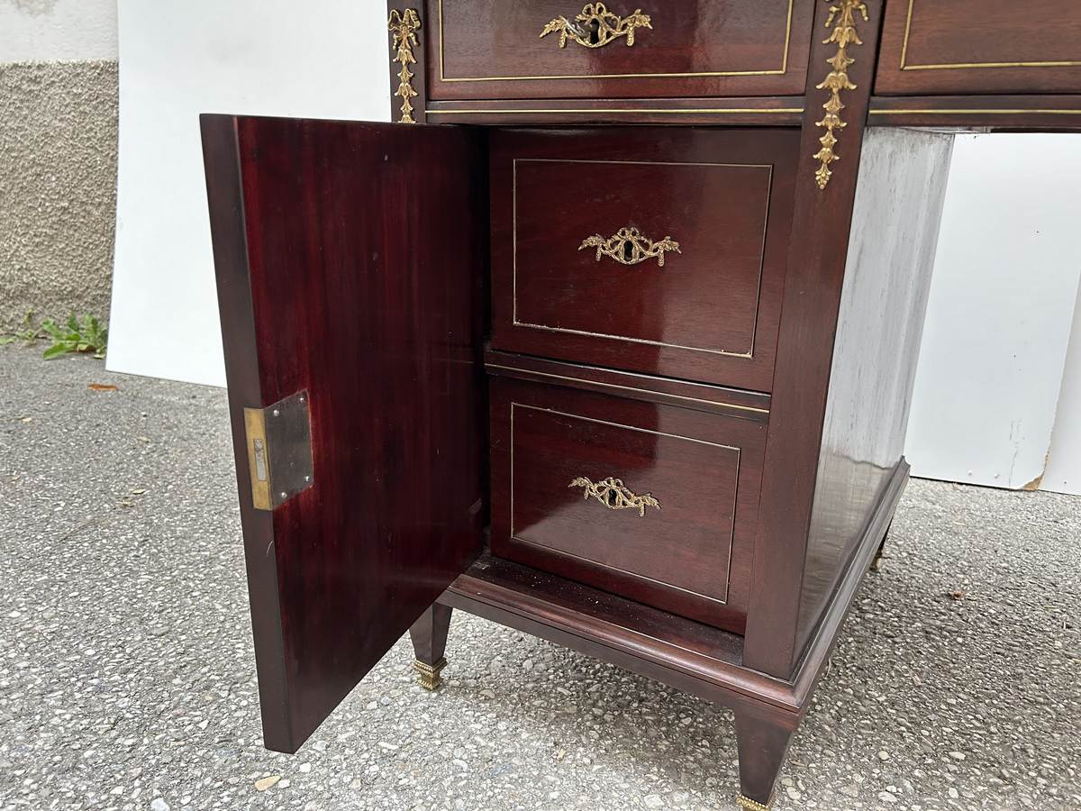 Stilmoebel Schreibtisch