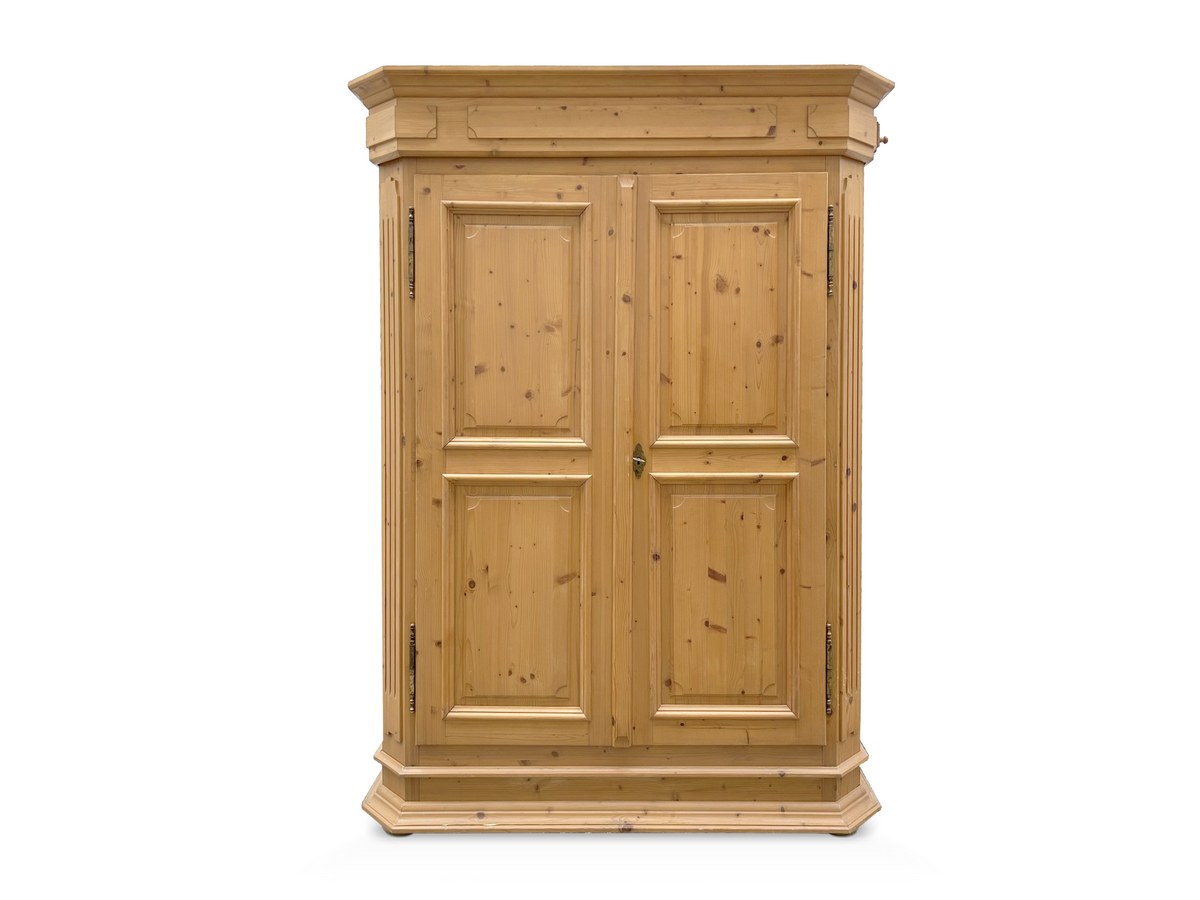 Bauernschrank neu