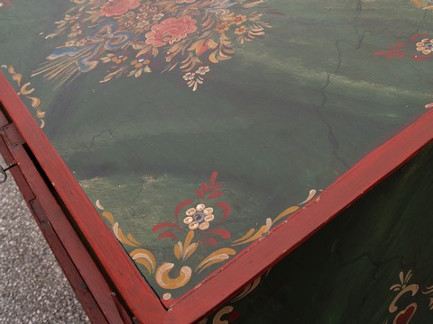 Bauernkommode bemalt