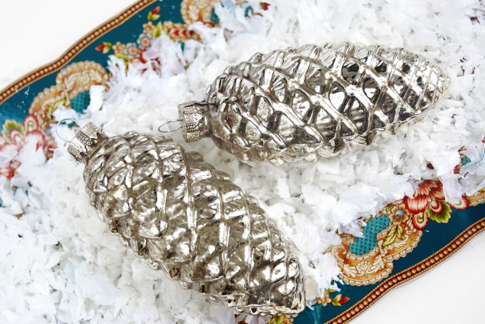 Christbaumkugel Glas mundgeblasen handgemacht lauscha Bauernweihnachtsbaum Zapfen